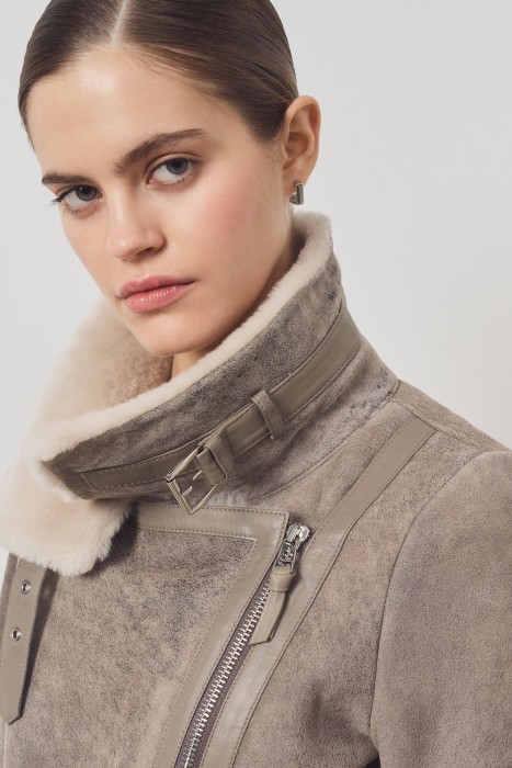 дубленка из овчины из россии вид сбоку