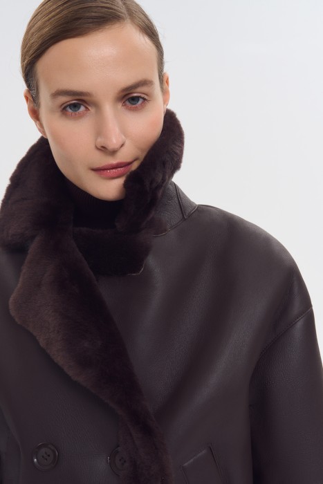 дубленка из овчины по цене 37320 руб вид справа