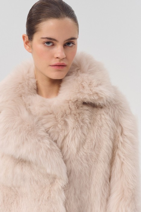 дубленка из овчины по цене 53910 руб вид справа