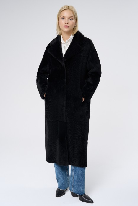 дубленка из овчины от бренда снежная королева вид слева