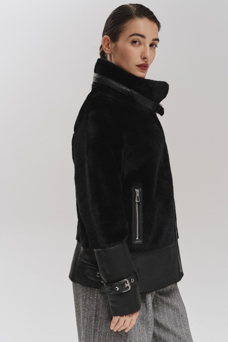 Товар с артикулом 775673003 вид сзади