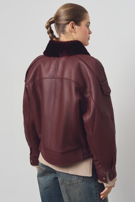 дубленка из овчины по цене 29360 руб вид справа