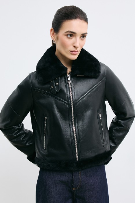 дубленка из овчины от бренда снежная королева вид слева