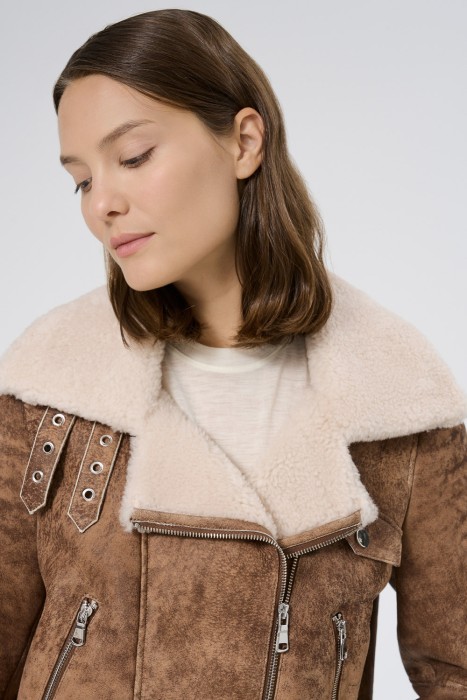 дубленка из овчины из россии вид сбоку