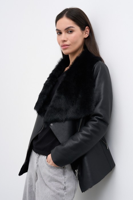 Товар с артикулом 779679003 вид сзади