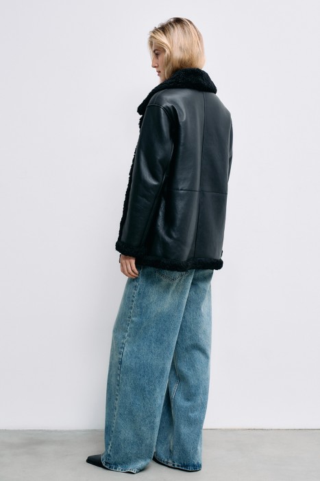 дубленка из овчины по цене 47280 руб вид справа