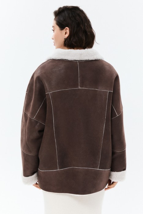 дубленка из овчины по цене 52250 руб вид справа