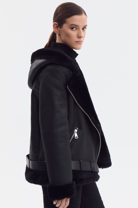 Товар с артикулом 777461003 вид сзади