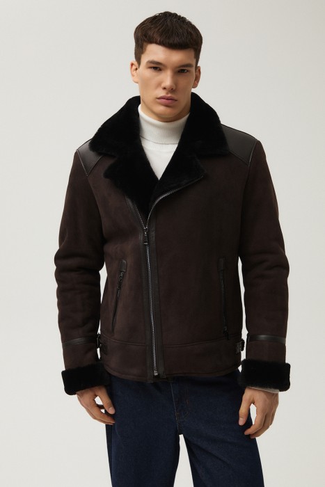 дубленка из овчины от бренда снежная королева вид слева