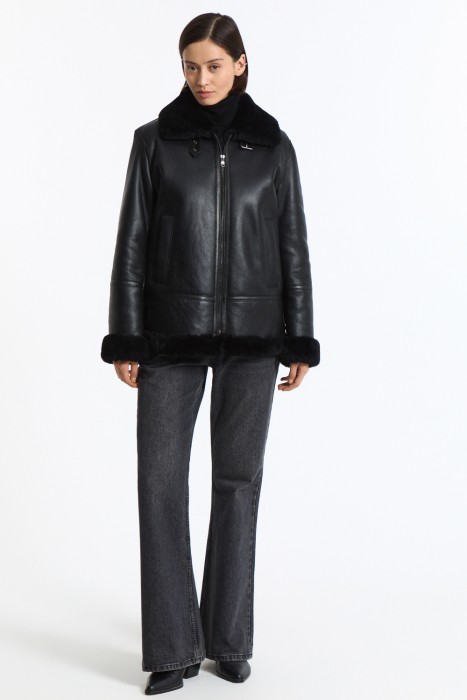 дубленка из овчины от бренда снежная королева вид слева