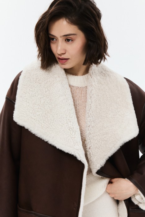 дубленка из овчины из россии вид сбоку