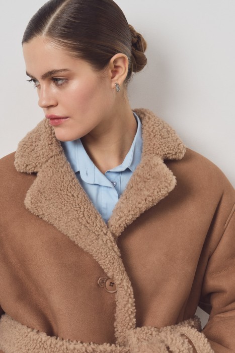 дубленка из овчины из россии вид сбоку