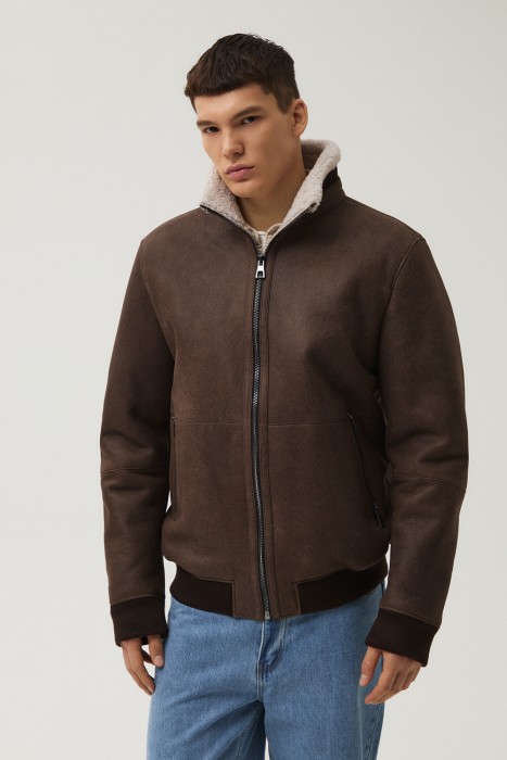 дубленка из овчины по цене 19400 руб вид справа