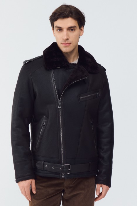 дубленка из овчины от бренда снежная королева вид слева