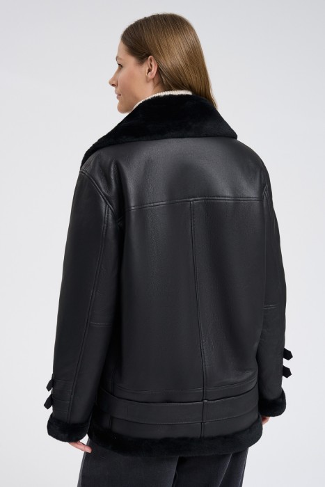 дубленка из овчины по цене 26100 руб вид справа