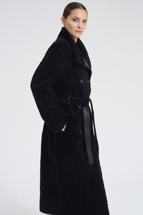 дубленка из овчины по цене 64690 руб вид справа