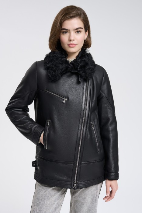 дубленка из овчины от бренда снежная королева вид слева