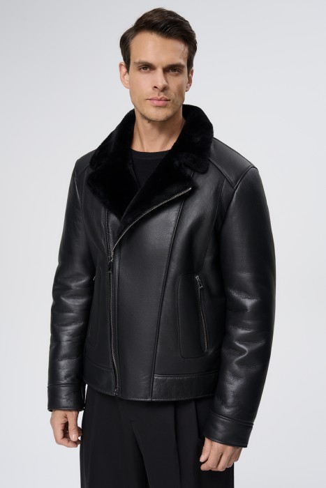 дубленка из овчины по цене 29120 руб вид справа