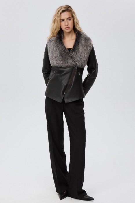 дубленка из овчины от бренда снежная королева вид слева