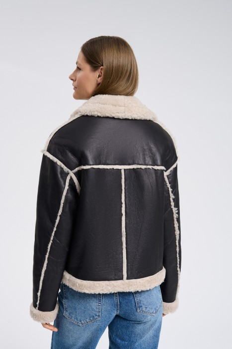 дубленка из овчины по цене 33440 руб вид справа