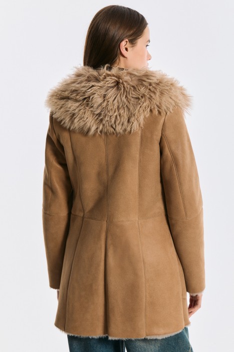 дубленка из овчины из россии вид сбоку