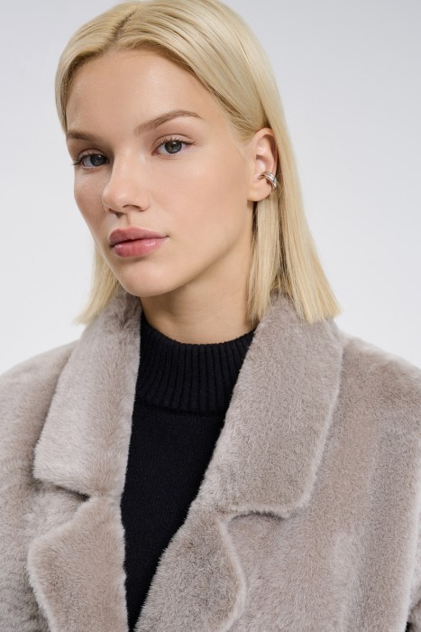 дубленка из овчины из россии вид сбоку