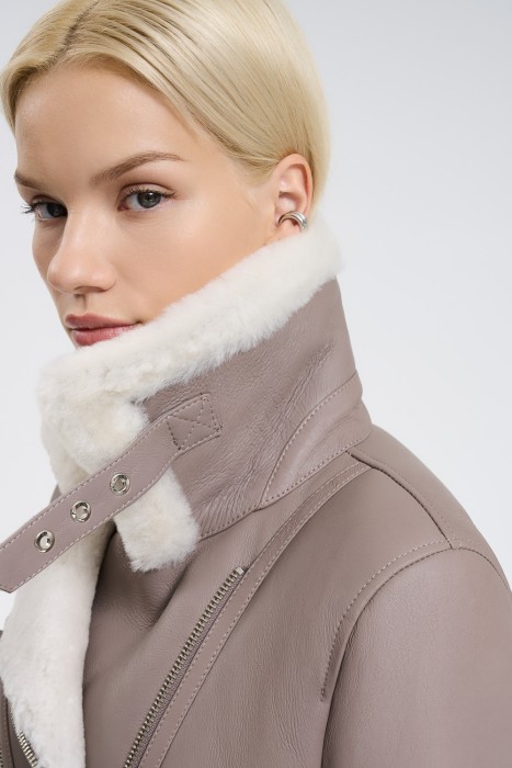 дубленка из овчины из россии вид сбоку