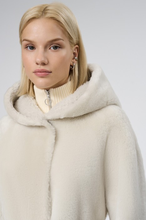 дубленка из овчины из россии вид сбоку