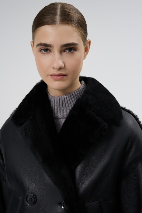 дубленка из овчины по цене 33440 руб вид справа