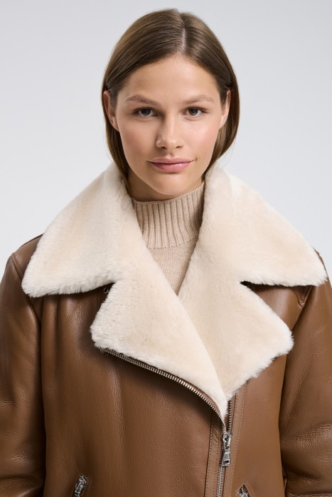 дубленка из овчины из россии вид сбоку