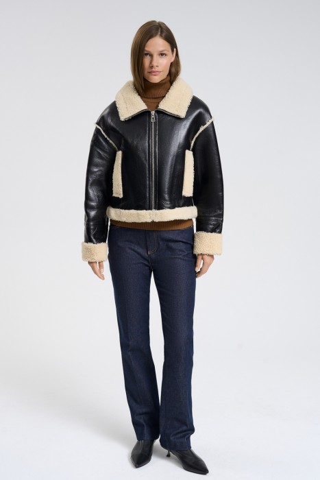 дубленка из овчины от бренда снежная королева вид слева