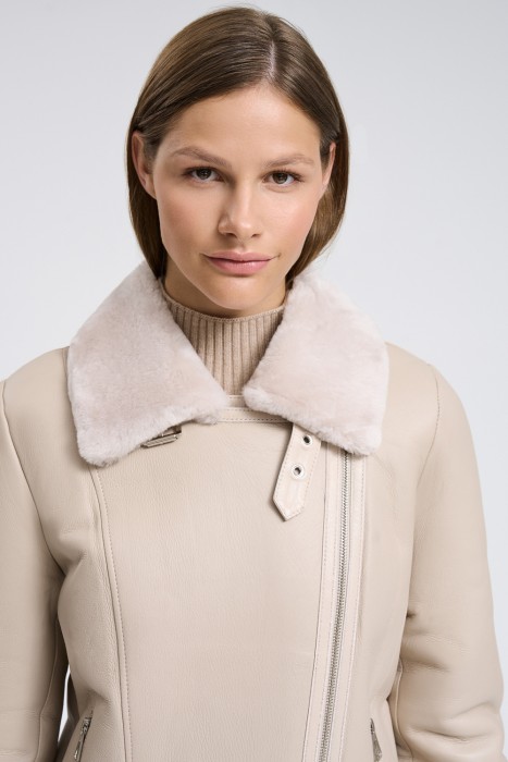 дубленка из овчины из россии вид сбоку