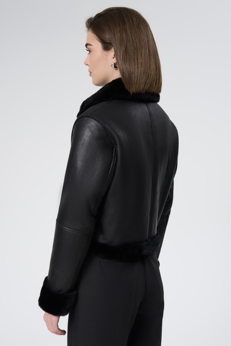 дубленка из овчины по цене 17120 руб вид справа