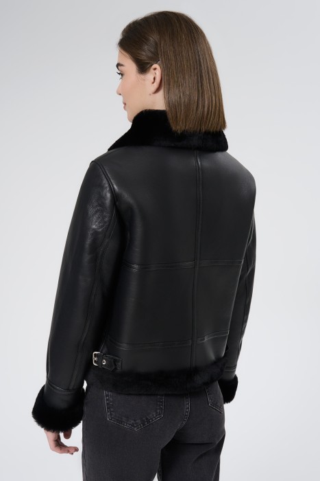 дубленка из овчины по цене 20390 руб вид справа