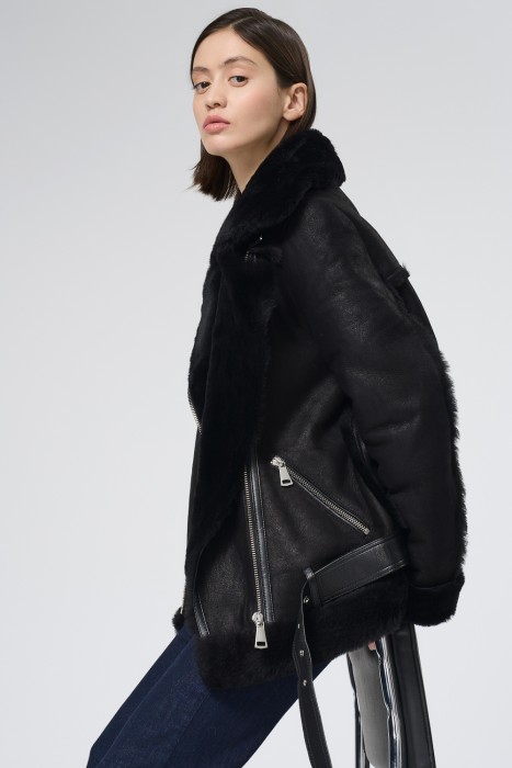 дубленка из овчины от бренда снежная королева вид слева