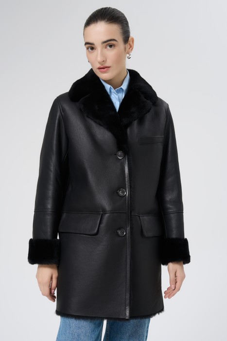 дубленка из овчины от бренда снежная королева вид слева