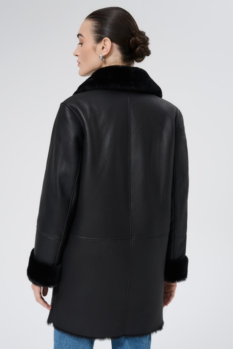 дубленка из овчины по цене 26100 руб вид справа