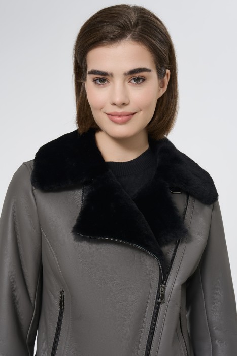 дубленка из овчины из россии вид сбоку