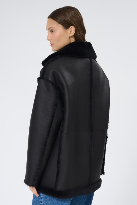 дубленка из овчины по цене 46440 руб вид справа