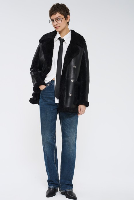 дубленка из овчины от бренда снежная королева вид слева