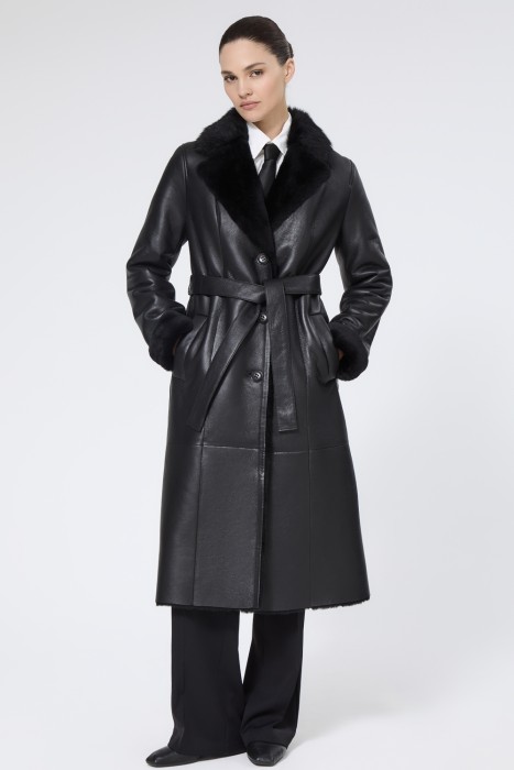 дубленка из овчины от бренда снежная королева вид слева