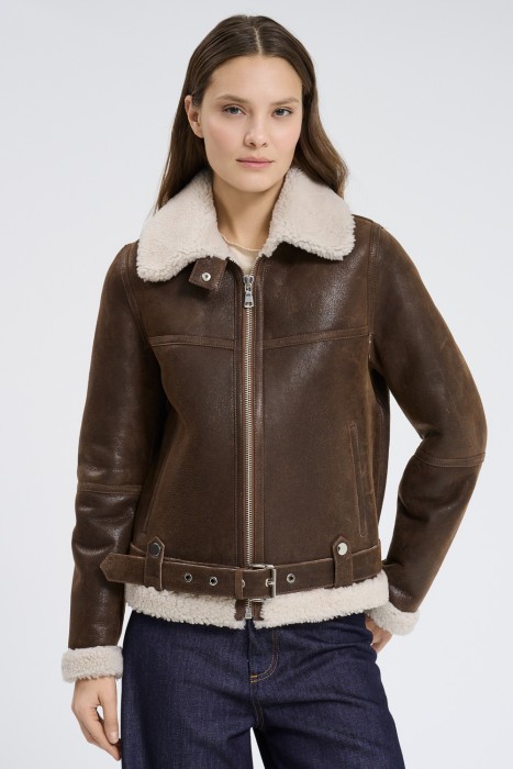 дубленка из овчины от бренда снежная королева вид слева