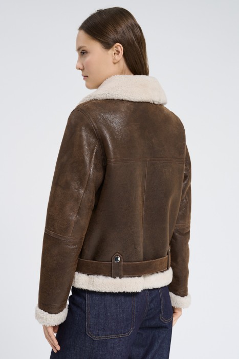 дубленка из овчины по цене 23650 руб вид справа