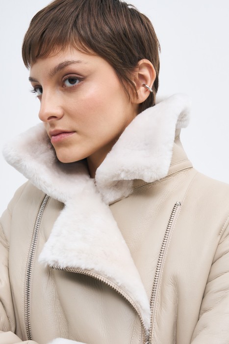 дубленка из овчины из россии вид сбоку