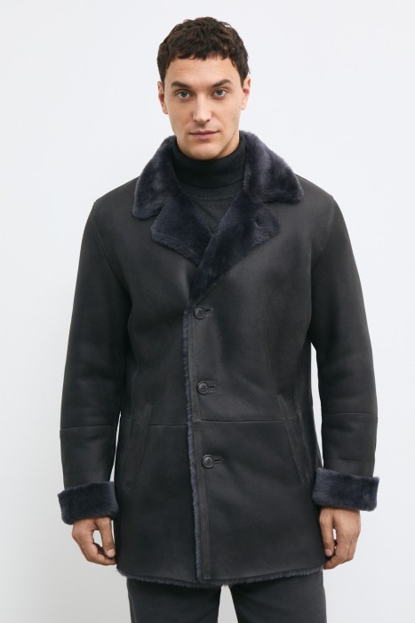 дубленка из овчины от бренда снежная королева вид слева