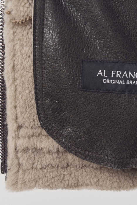 дубленка из овчины по цене 34780 руб вид справа