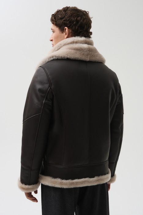 дубленка из овчины по цене 27500 руб вид справа