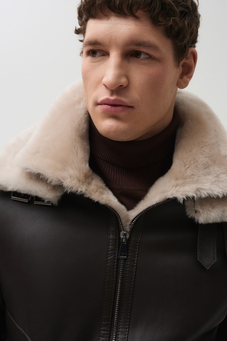 дубленка из овчины из россии вид сбоку