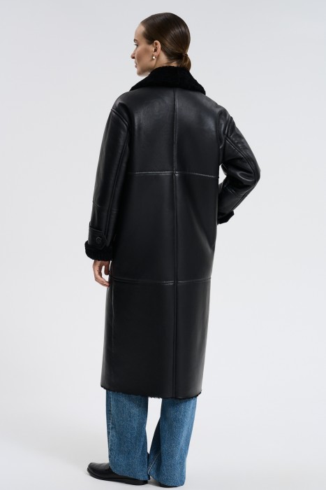 дубленка из овчины по цене 35590 руб вид справа