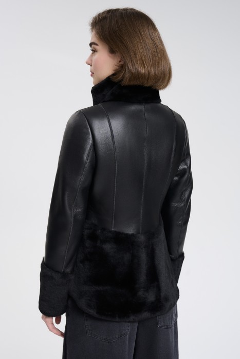 дубленка из овчины по цене 22860 руб вид справа